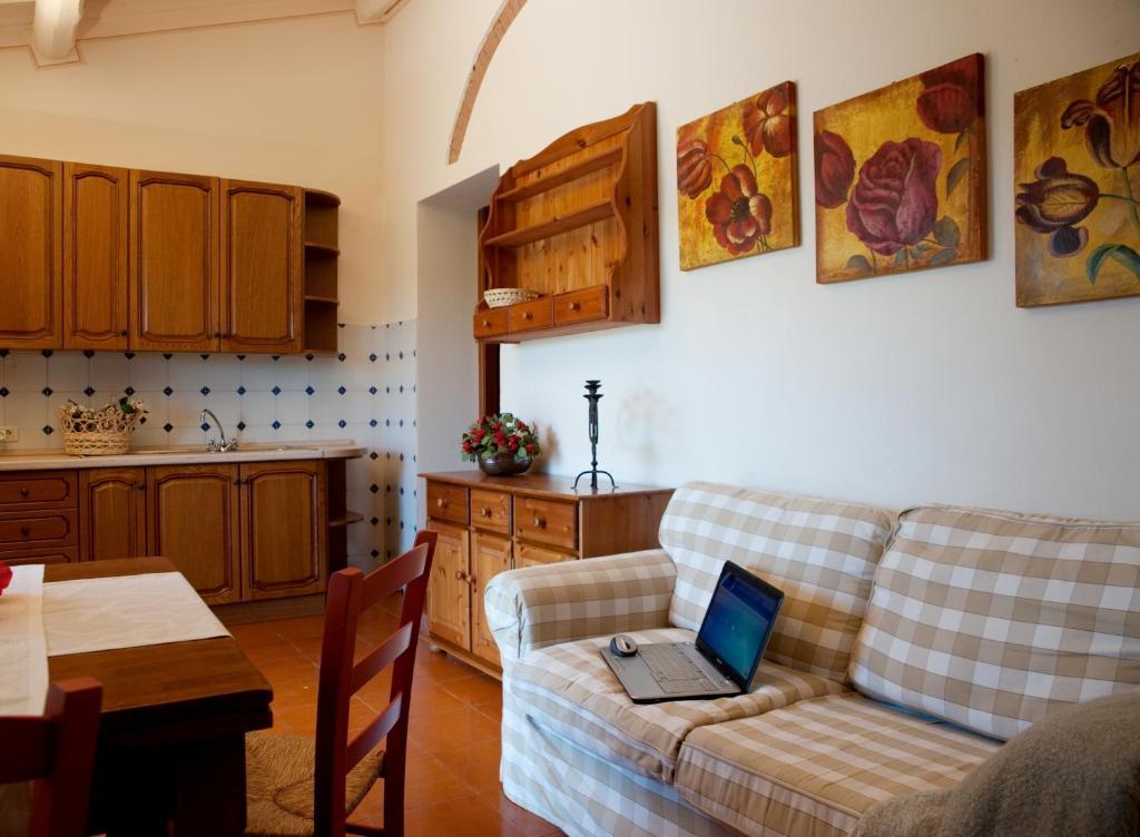 Agriturismo Buon Riposo - Country Resort In The Heart Of Tuscany San Giovanni a Corazzano Oda fotoğraf